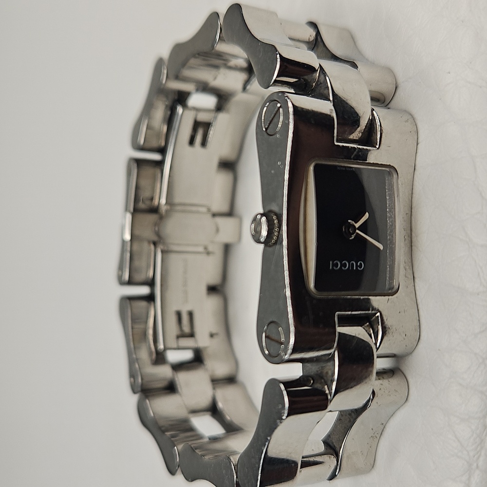 Authentic Gucci Vintage 2305L 16mm Watch Silver w/ Black Metalic Face